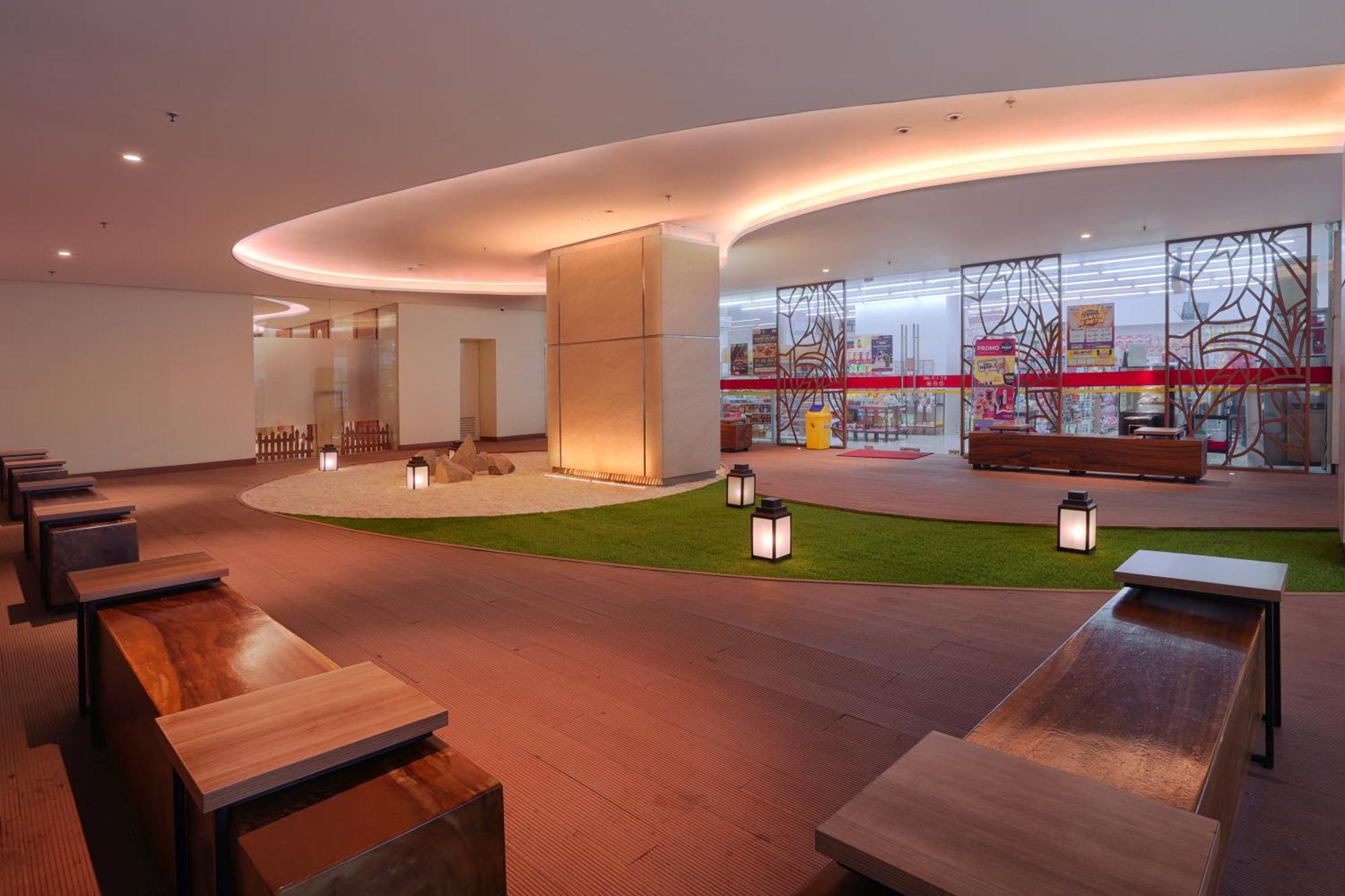 Citadines Gatot Subroto Jakarta Exterior foto