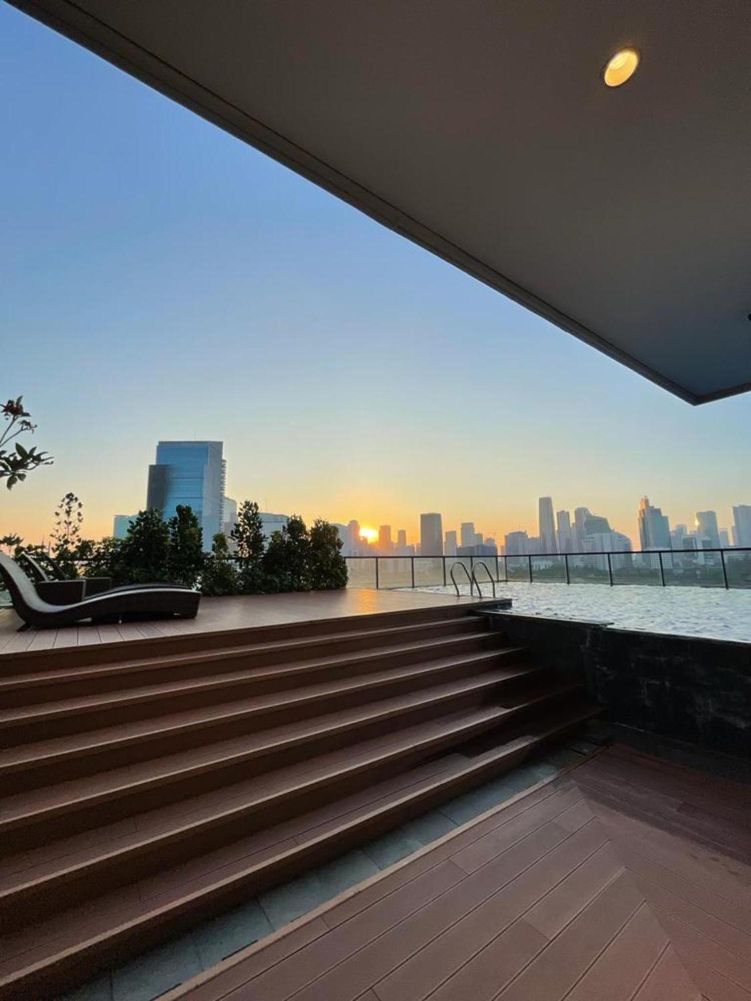 Citadines Gatot Subroto Jakarta Exterior foto